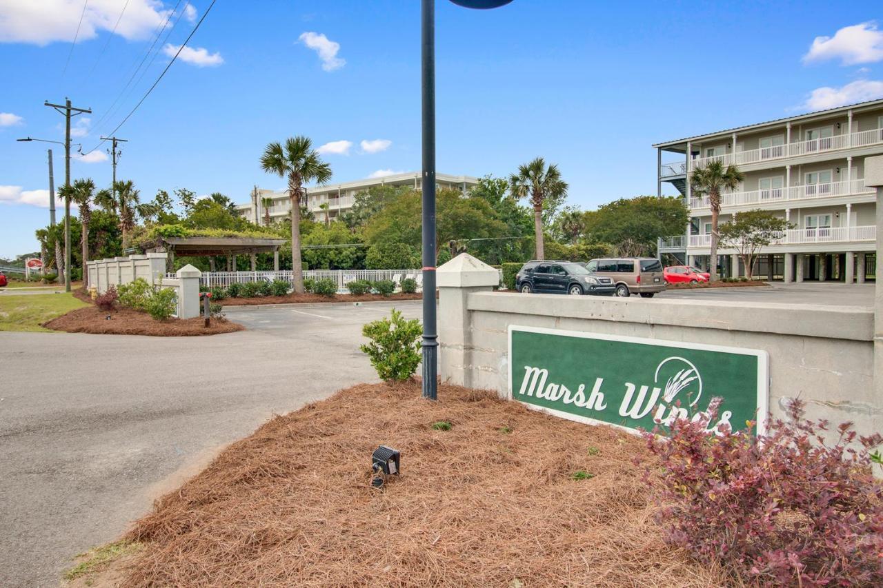 Marsh Winds Villa Folly Beach Exterior photo