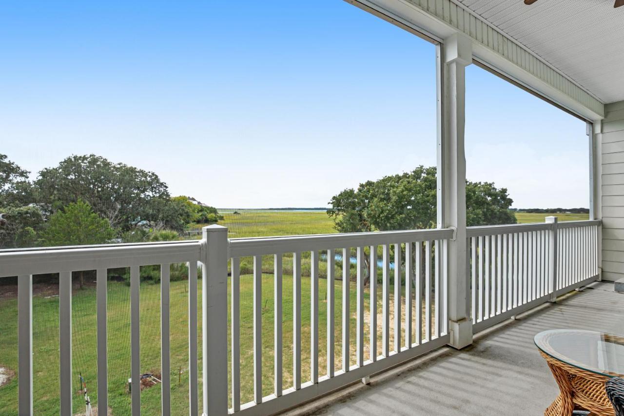 Marsh Winds Villa Folly Beach Room photo
